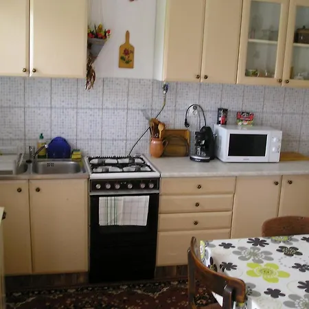Sasfeszek * Erlau
